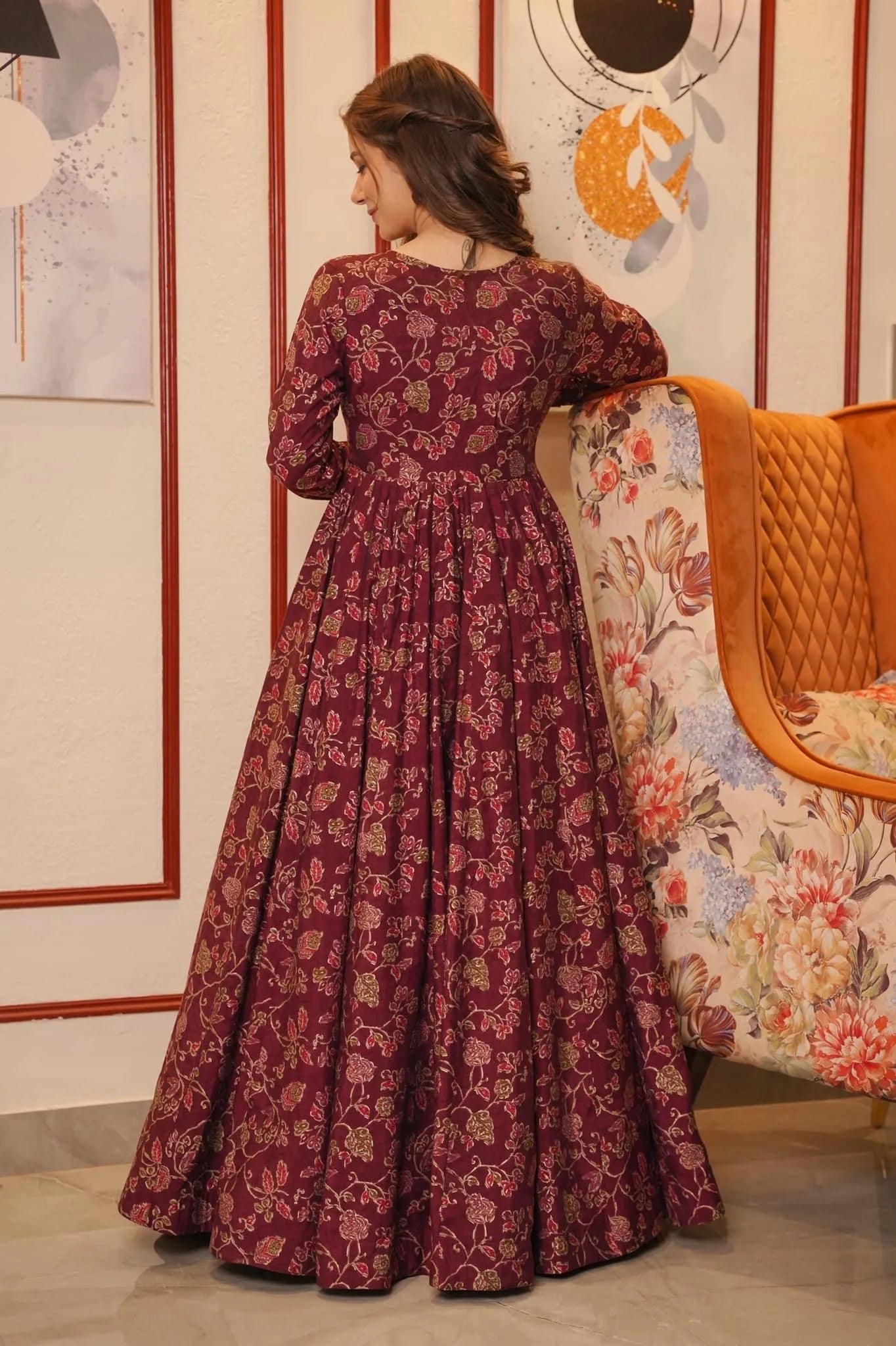 GARGI FLORAL SHRUG SET